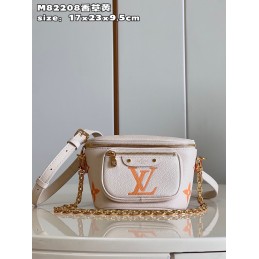 Mini Bumbag Cream Monogram...