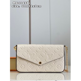Pochette Félicie Cream...
