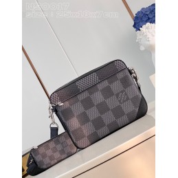 Trio Messenger Black and...