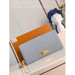 Wallet on Chain Lily Light...