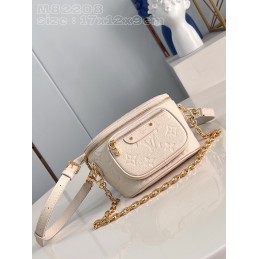 Mini Bumbag Cream Monogram...