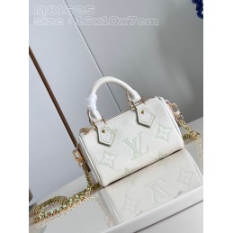 Nano Speedy White and Sage...