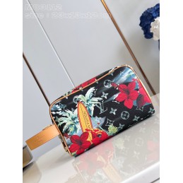 Locker Dopp Kit Black...