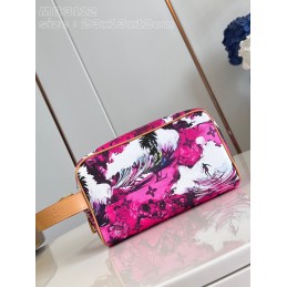 Locker Dopp Kit Fuchsia...