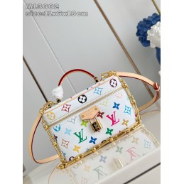 X TM Vanity Chain Pouch