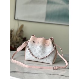 Bella Empreinte Cream and...