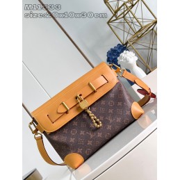 Steamer Crossbody