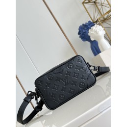 Trocadéro Wearable Wallet...