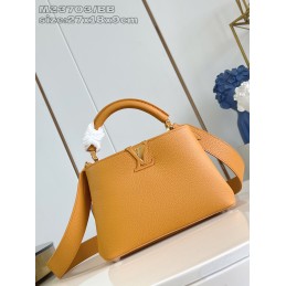 Capucines BB Taurillon Leather