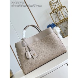 Avenue MM Monogram...