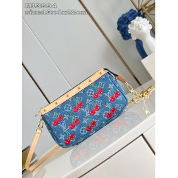 X TM Pochette Accessoires...