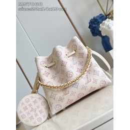 Monogram Mahina Bella Hand