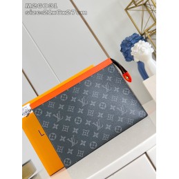 Pochette Voyage MM Monogram...