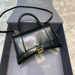 Hourglass Small Matte Black...