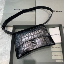 Hourglass Small All Black...