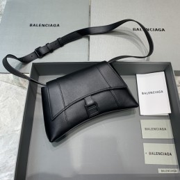 Hourglass Shoulder Bag Mini...