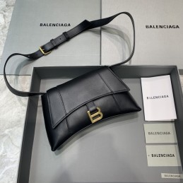 Hourglass Shoulder Bag Black G