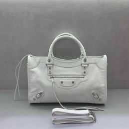 Le City Medium White