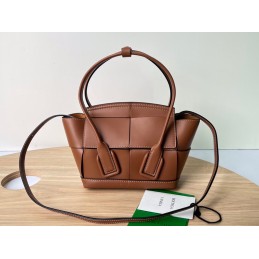 The Arco Mini - Brown Maxi...