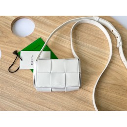 Cassette Mini - White Maxi...