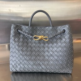 Medium Andiamo Bag - Grey...