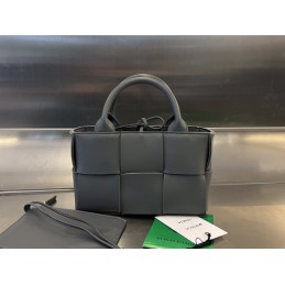 BV Candy Arco Tote Bag -...