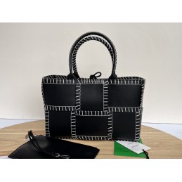Arco Tote - Black Maxi...