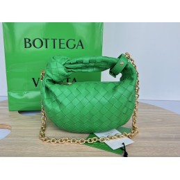 BV Mini Jodie - Green...