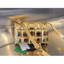 Padded Cassette - Gold...