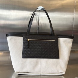 Large Flip Flap - White...