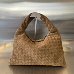 Small Hop - Tan Suede...