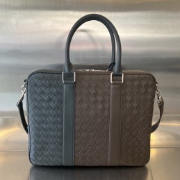 Large Intrecciato Briefcase...