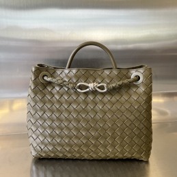 Medium Andiamo Bag - Olive...