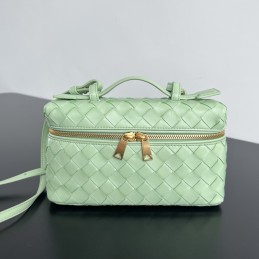 Bang Bang Vanity Case -...