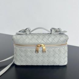 Bang Bang Vanity Case - Ice...