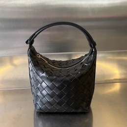 BV Candy Wallace - Black...