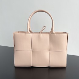 BV Medium Arco Tote Bag -...