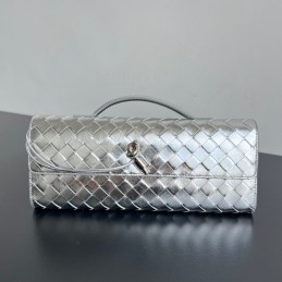 Andiamo Clutch