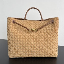 Andiamo Large - Camel Suede...