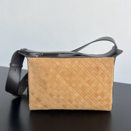 Men’s Intrecciato Tribeca...