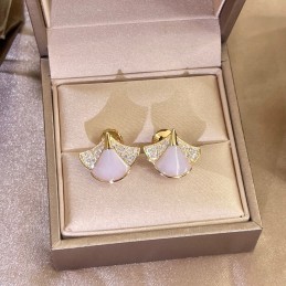 Lilac Mother of Pearl Fan...