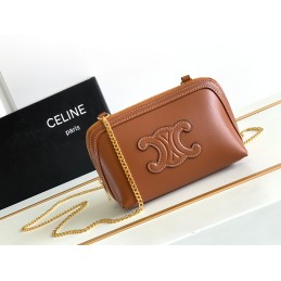 Clutch on Chain Triomphe -...