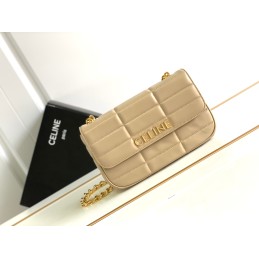 Chain Shoulder Bag...
