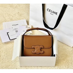 Triomphe Bag - Cognac...