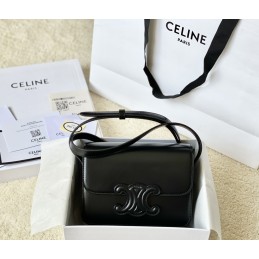 Triomphe Bag - Black Smooth...