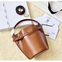 Small Bucket Bag - Cognac...