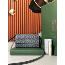 Varenne Continental Wallet...