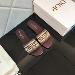 Slippers - Burgundy, Plain...