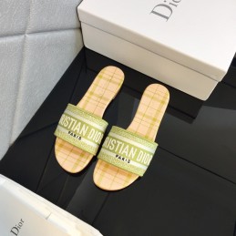 Slippers - Green, Check Slides