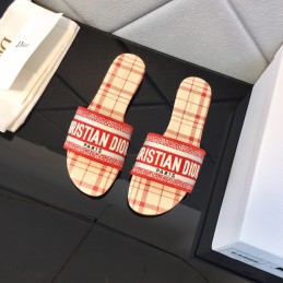 Slippers - Red, Check Slides